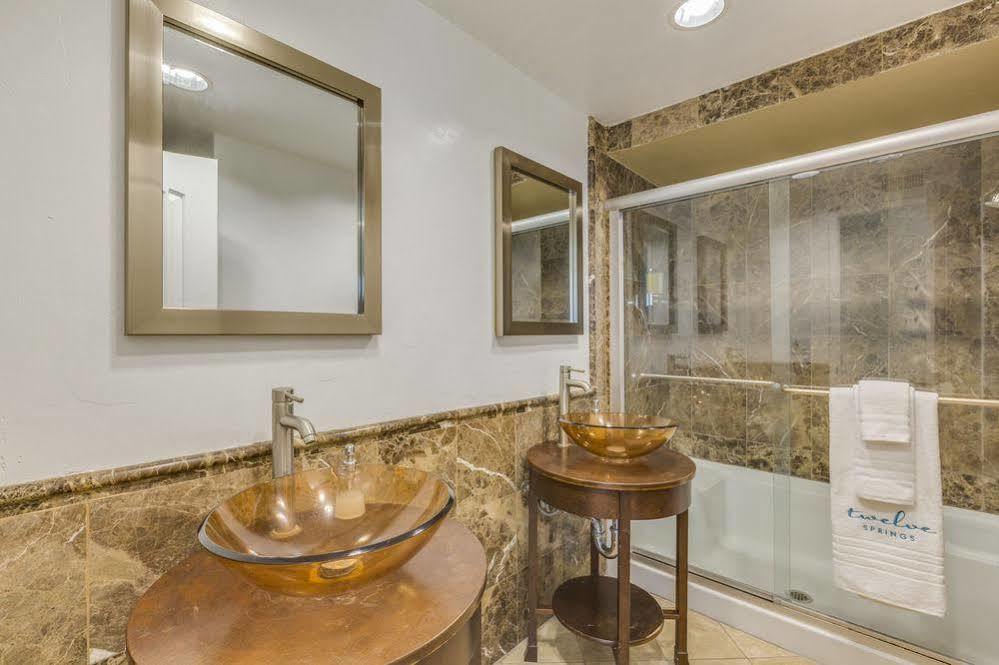 Apartmán Oshkosh Luxurious Escape Anaheim Exteriér fotografie