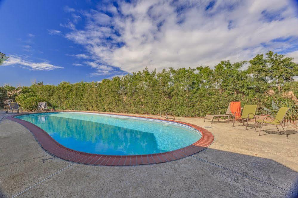 Apartmán Oshkosh Luxurious Escape Anaheim Exteriér fotografie